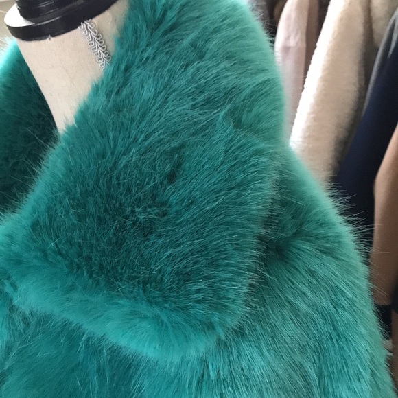 Gorgeous Faux Fur Jacket from Jcrew’s Collection - Picture 5 of 7